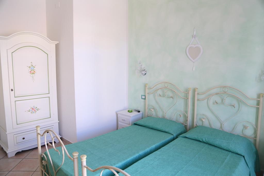 B&B Le Rose Olbia Room photo
