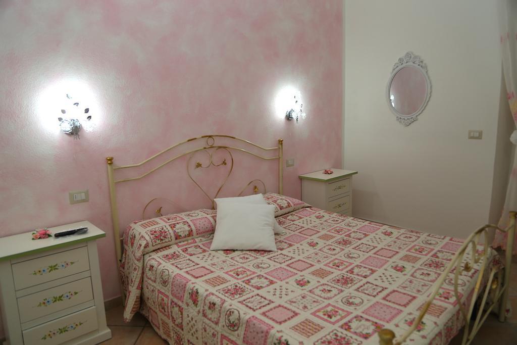 B&B Le Rose Olbia Room photo